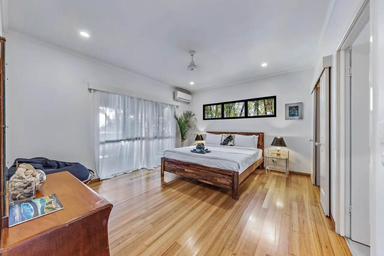 Family Resort In Great Location! Airlie Beach Australia